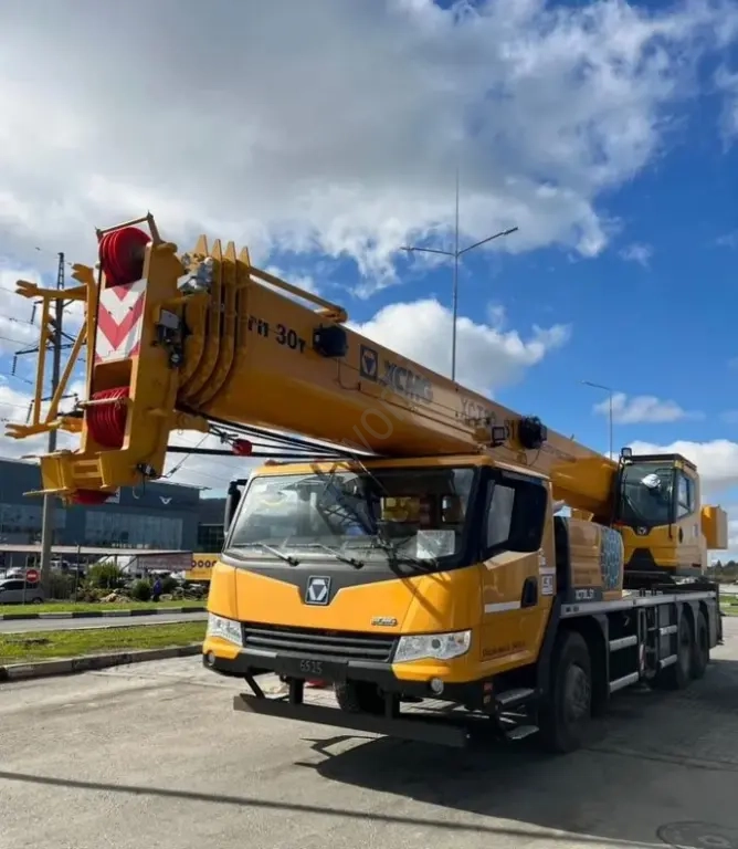 Аренда Автокран 30т/44 м, с гуськом 8.3 м Аренда и услуги автокрана, 30 т, 44 м, с гуськом 8.3 м, категория Подъёмная техника