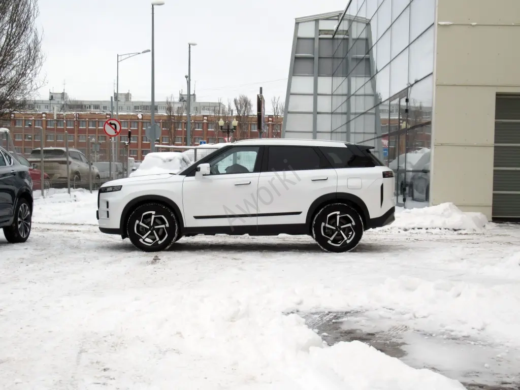 Марка Jaguar, XE, 16609 км, 2023 г.